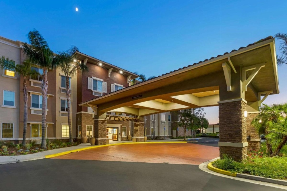 Comfort Inn & Suites Near Ontario Airport Image 44