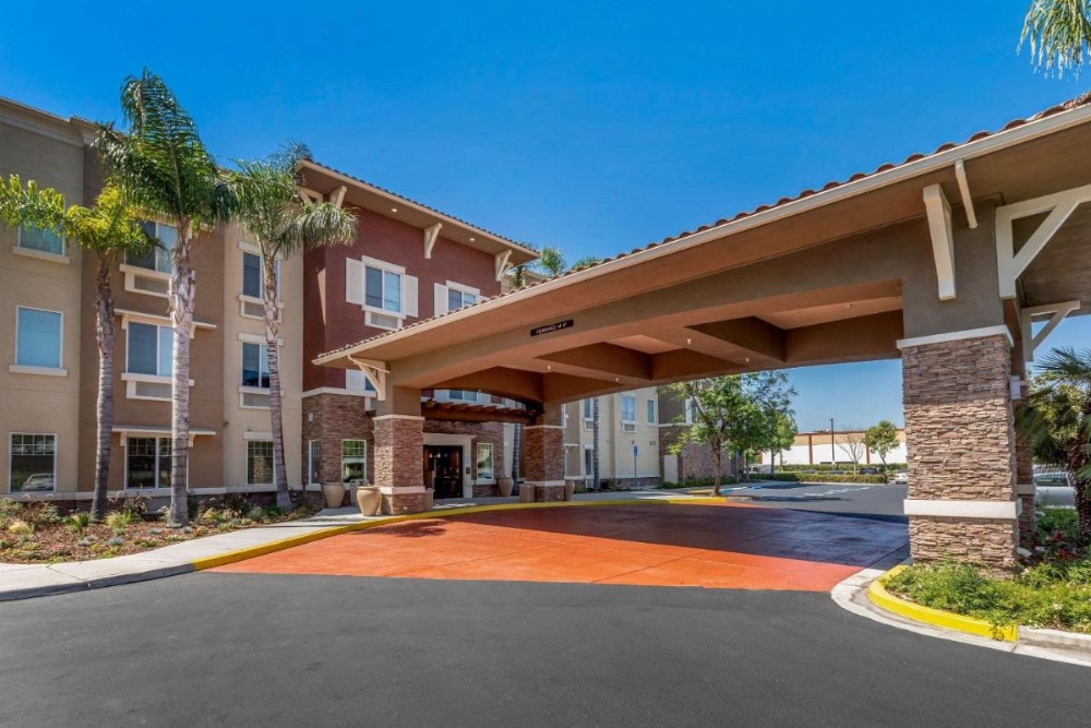 Comfort Inn & Suites Near Ontario Airport Image 46