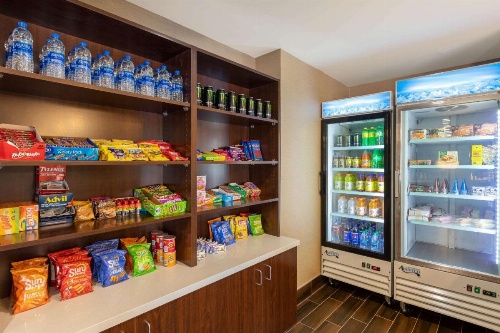 Comfort Inn & Suites Near Ontario Airport image 48
